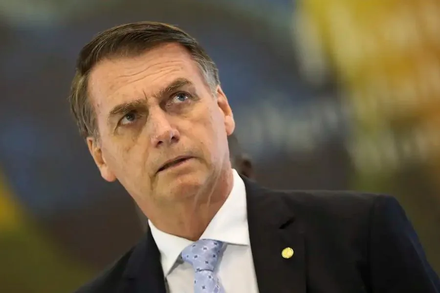 MINISTROS DO STF NÃO DESCARTAM PLANO DE FUGA DE BOLSONARO EM ANDAMENTO COM EDUADO NOS EUA