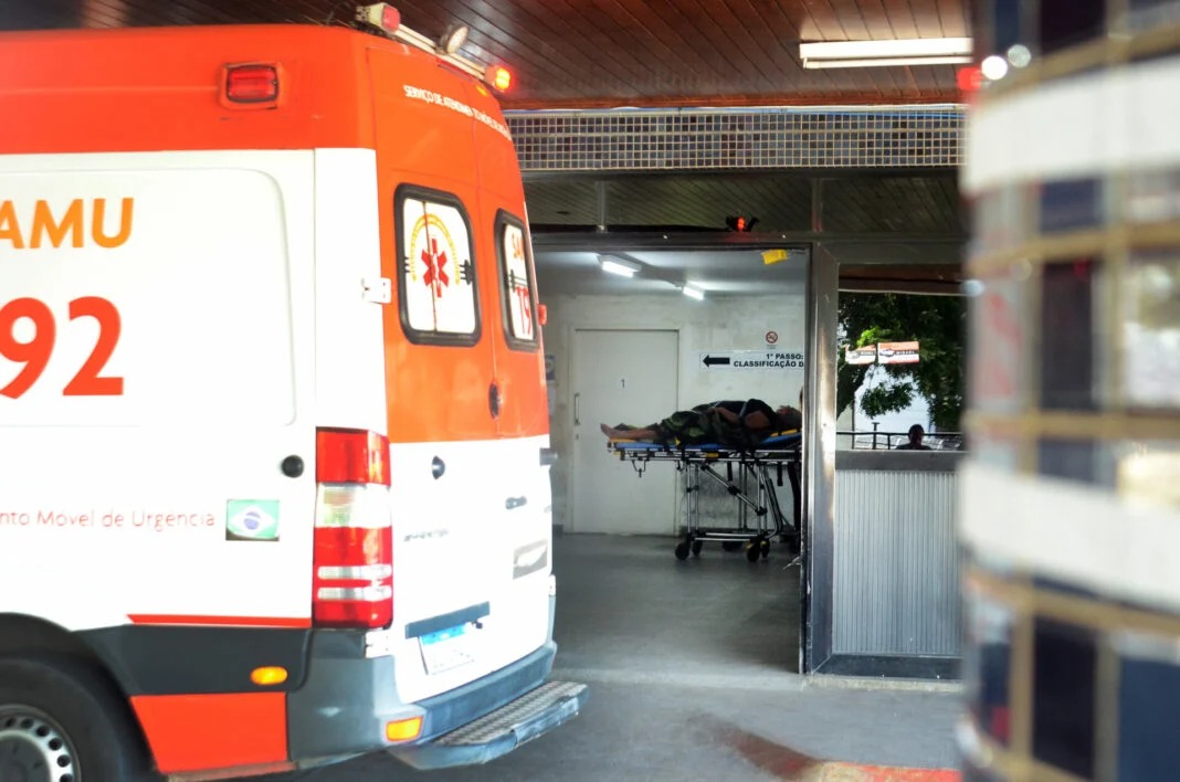 ATENDIMENTO NA UTI DO HOSPITAL WALFREDO GURGEL CORRE RISCO DE PARALISAÇÃO