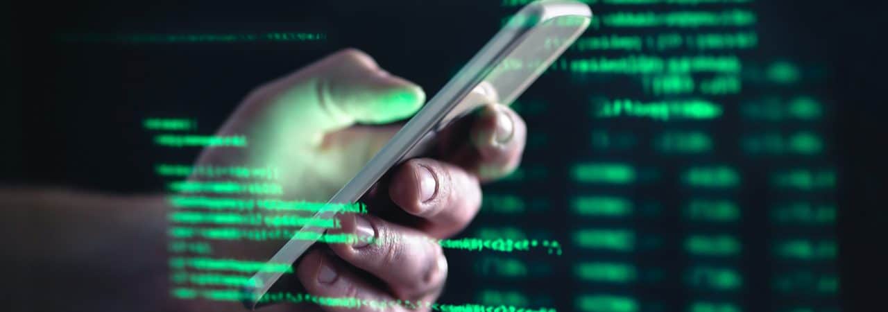 CRIMINOSOS ESTRANGEIROS USAM SITES DE RELACIONAMENTO PARA APLICAR GOLPES EM BRASILEIRAS