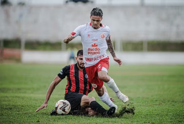 SANTA CRUZ DE NATAL VENCE O AMÉRICA POR 2 A 1 E ABRE VANTAGEM NAS SEMIFINAIS