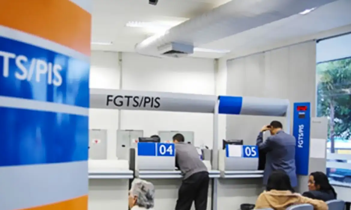 PLATAFORMA PERMITE SAQUE DE COTAS DO ANTIGO FUNDO PIS/PASEP; VEJA COMO