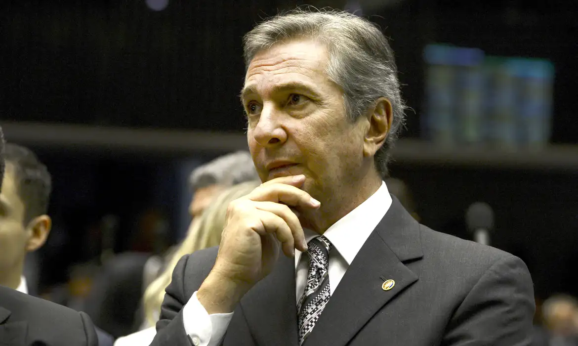 EX-PRESIDENTE FERNANDO COLLOR É PRESO EM MACEIÓ