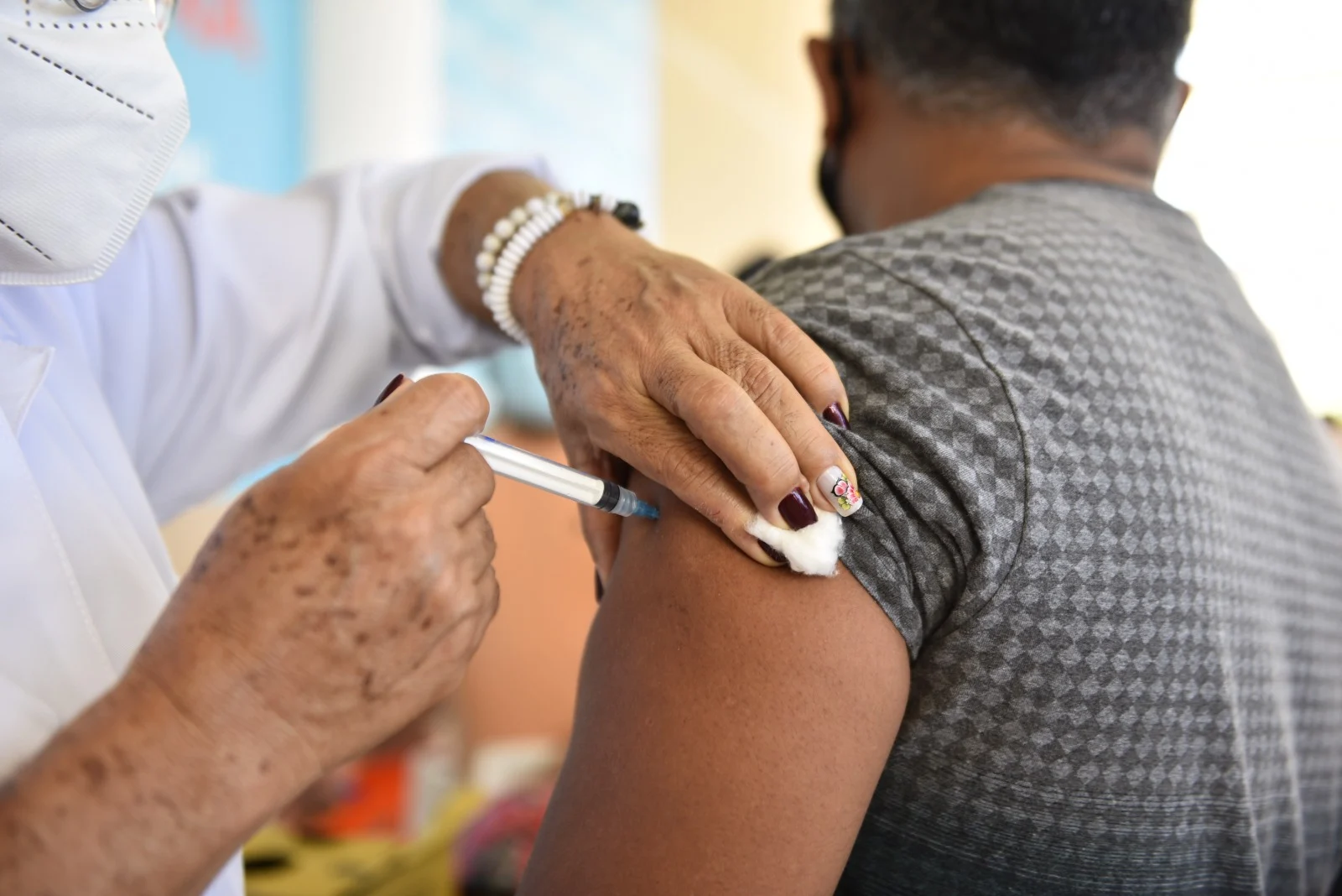 CAMPANHA NACIONAL DE VACINAÇÃO CONTRA GRIPE COMEÇA NESTA SEGUNDA-FEIRA; CONFIRA PRIORIDADES