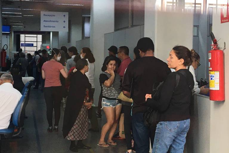 FILA DO INSS CHEGA A RECORDE DE 2,7 MILHÕES E GERA CUSTO DE BILHÕES ÀS CONTAS PÚBLICAS