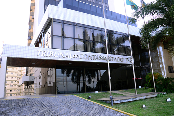 TCE-RN VOTA PELA REPROVAÇÃO DAS CONTAS DE FÁTIMA BEZERRA EM 2019, 1º ANO DE GESTÃO