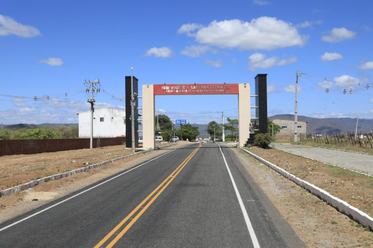 APÓS 40 ANOS, RN-041 É TOTALMENTE RESTAURADA E MUDA A ROTINA DE SANTANA DO MATOS