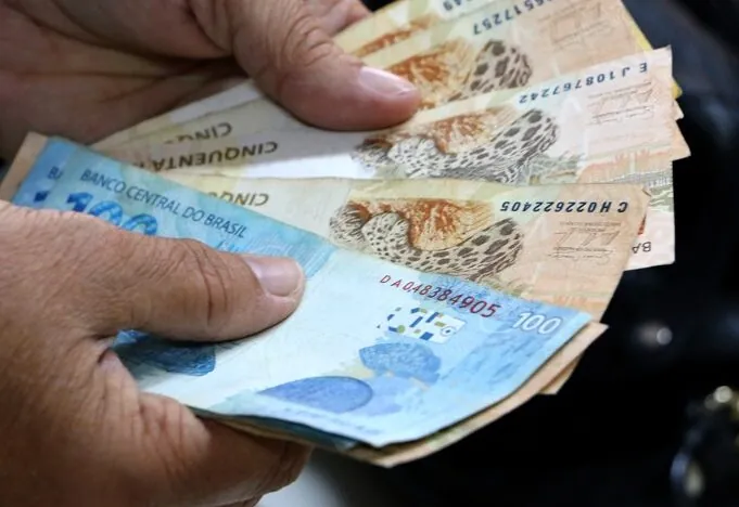 GOVERNO DO RN PAGA SALÁRIO DE MAIO DOS SERVIDORES NESTA SEXTA (30)