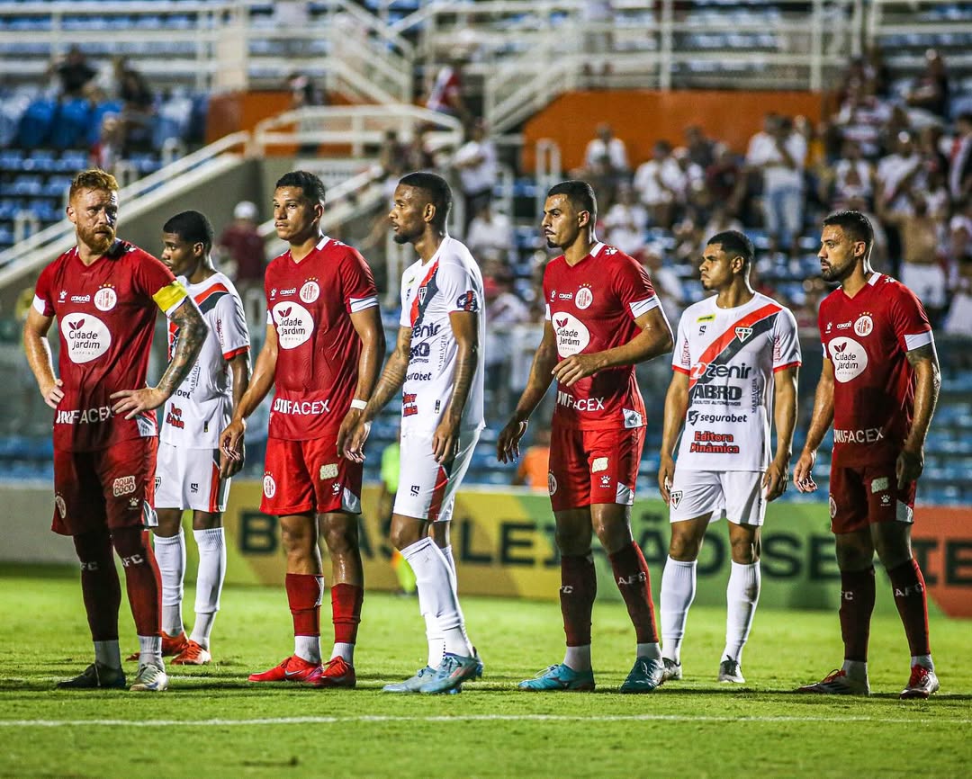 AMÉRICA-RN JOGA MAL E PERDE PARA O FERROVIÁRIO FORA DE CASA