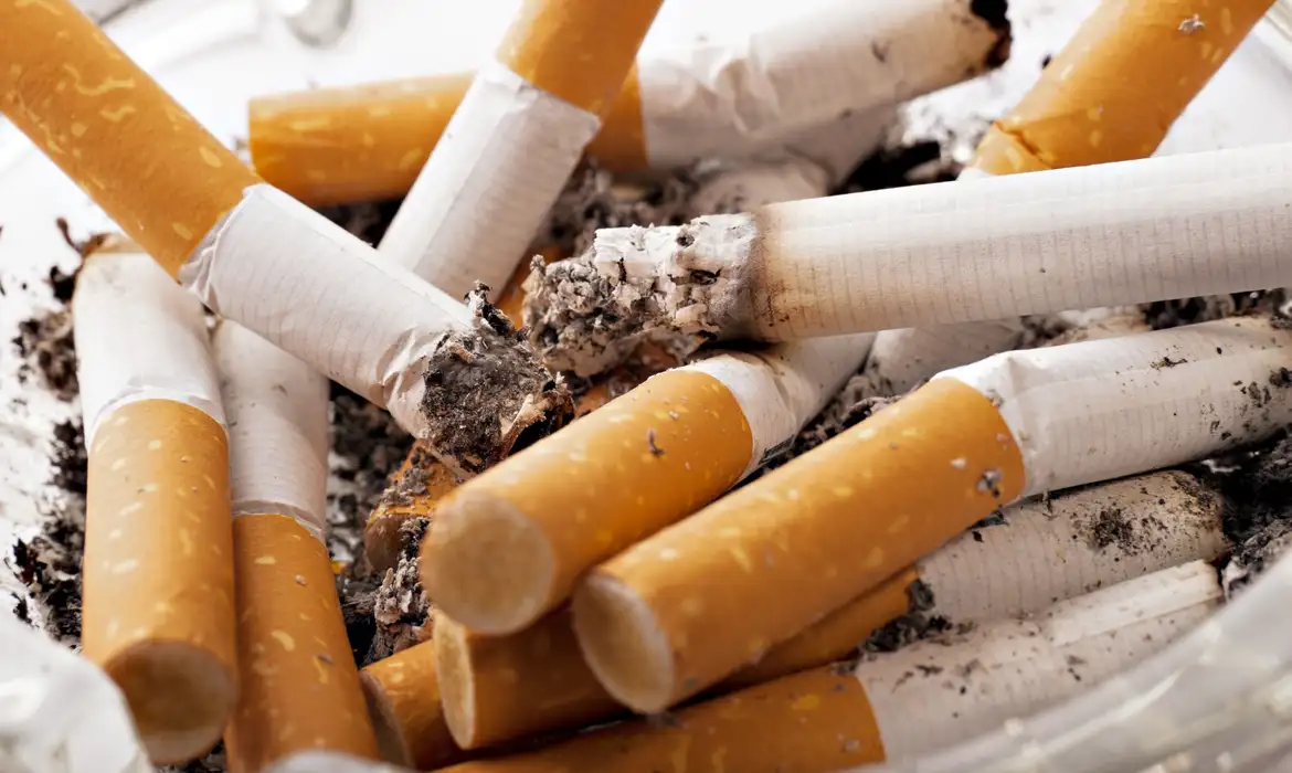 CIGARRO: R$ 1 DE LUCRO DA INDÚSTRIA EQUIVALE A R$ 5 GASTOS COM DOENÇA