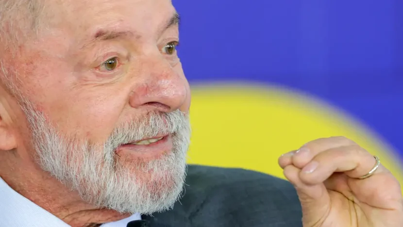 LULA ANUNCIARÁ CRÉDITO PARA ENTREGADORES COMPRAREM MOTOS ELÉTRICAS