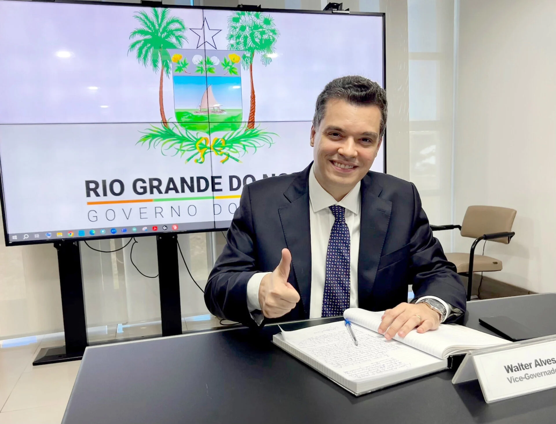 WALTER ALVES DIZ QUE MDB PRETENDE ELEGER 8 DEPUTADOS ESTADUAIS E 2 FEDERAIS