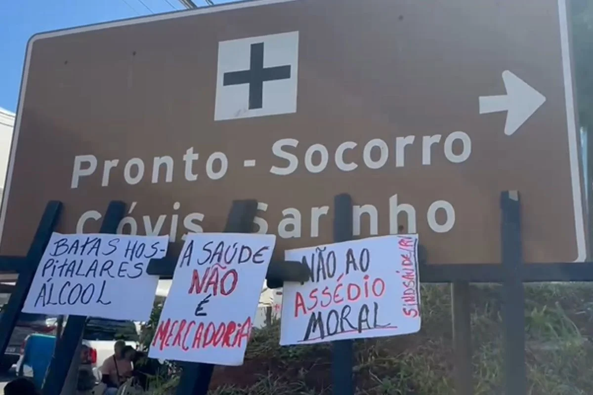 SERVIDORES DA SAÚDE PROTESTAM NO WALFREDO GURGEL POR MELHORES CONDIÇÕES