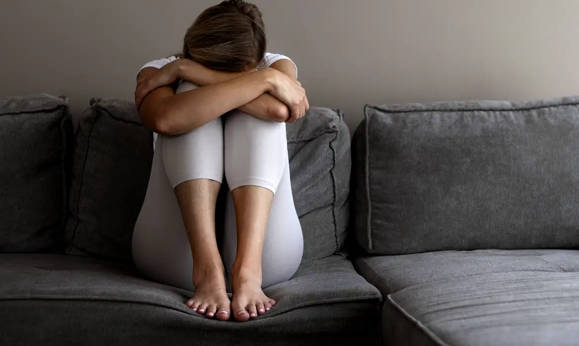 BRASIL REGISTRA RECORDE DE FEMINICÍDIOS; QUATRO MULHERES SÃO MORTAS  POR DIA