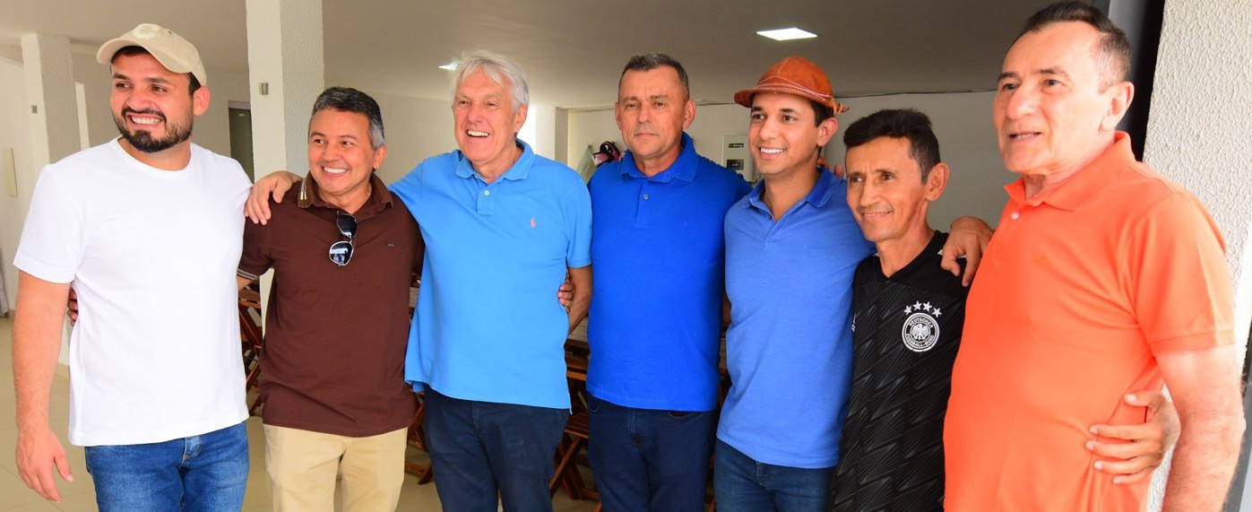 EM CAICÓ,PREFEITO ALLYSON É RECEBIDO POR PREFEITOS E LIDERANÇAS DA REGIÃO SERIDÓ