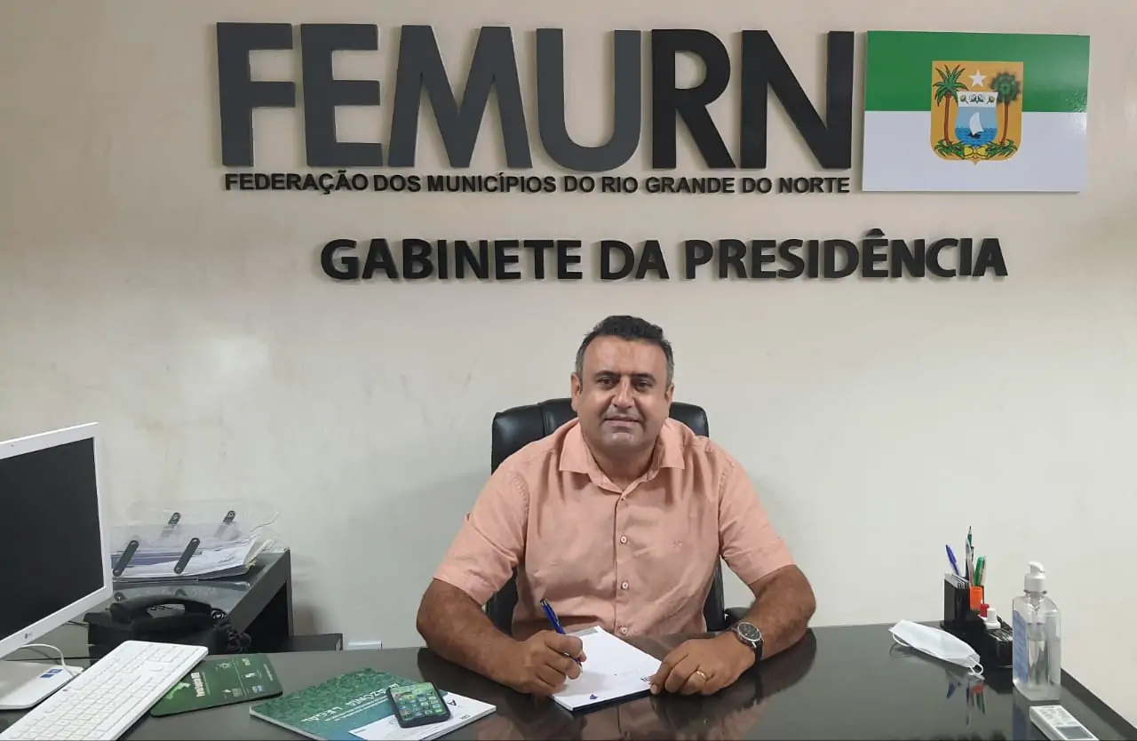 COM ALLYSON ALIADO DE ZENAIDE, BABÁ CONFIRMA QUE PODE SER OPÇÃO PARA O SENADO NO GRUPO DE ROGÉRIO