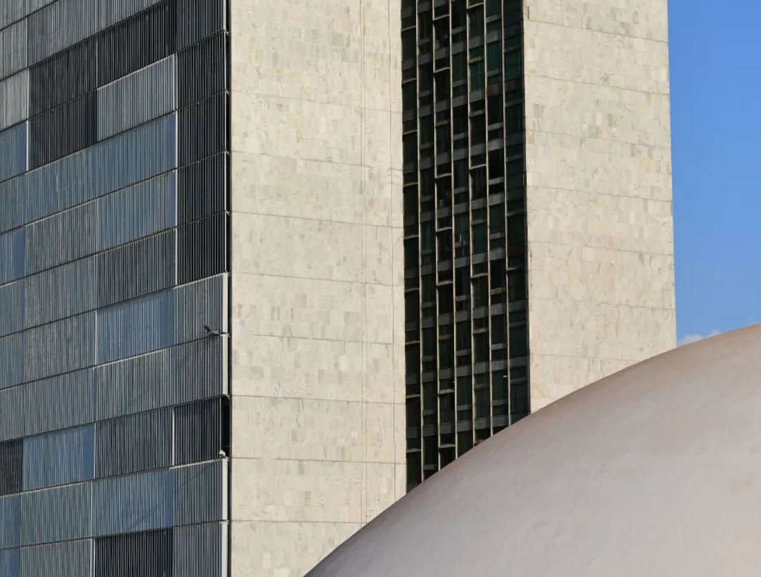 CONGRESSO RETOMA TRABALHOS DE OLHO NA ANISTIS, IR E CASSAÇÕES