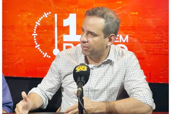CADU SOBRE ZENAIDE: ” SE ELA ESTÁ DO LADO DE ALLYSON, NÃO ESTÁ DO LADO DO PT”