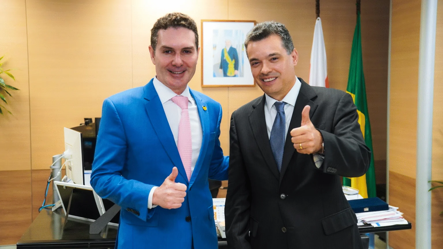 EM BRASÍLIA, WALTER ALVES PEDE MAIS UNIDADES DO MINHA CASA, MINHA VIDA PARA O RN