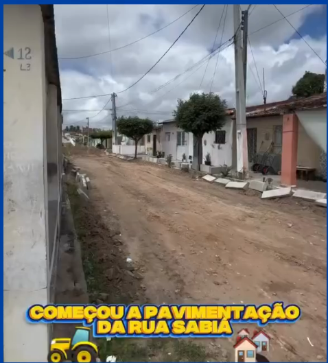 PREFEITO AUGUSTO ALVES DÁ ORDEM DE SERVIÇO E OBRAS DE PAVIMENTAÇÃO TEM INÍCIO EM MAIS UMA RUA DE TANGARÁ