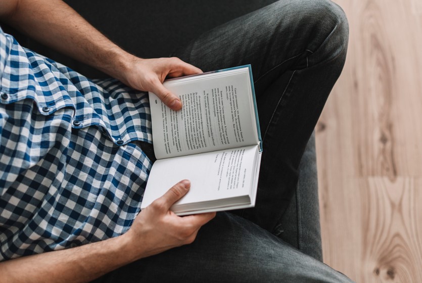APENAS 20% DOS BRASILEIROS USAM TEMPO LIVRE PARA LER; MOSTRA PESQUISA