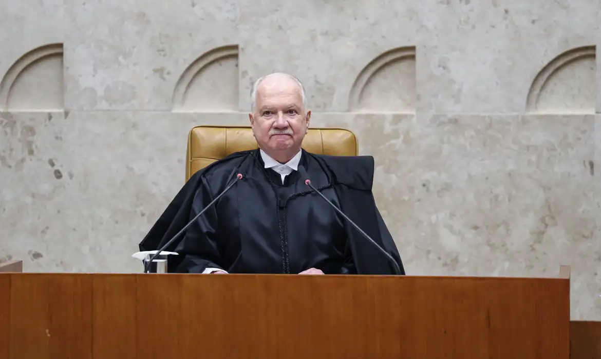 FACHIN TOMA POSSE NO CARGO  DE  PRESIDENTE STF