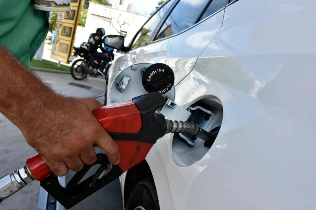 BRAVA REDUZ PREÇO DA GASOLINA NA REFINARIA DO RN; MENOR VALOR EM 21 MESES