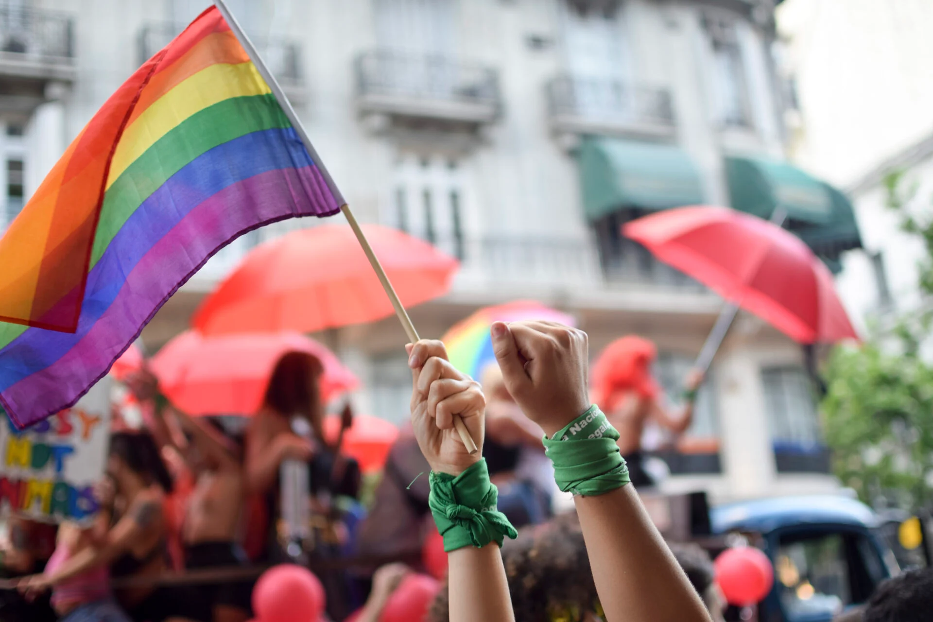 LEI QUE GATANTE AUTODECLARAÇÃO EM CRIMES DE LGBTFOBIA É SANCIONADA NO RN; ENTENDA
