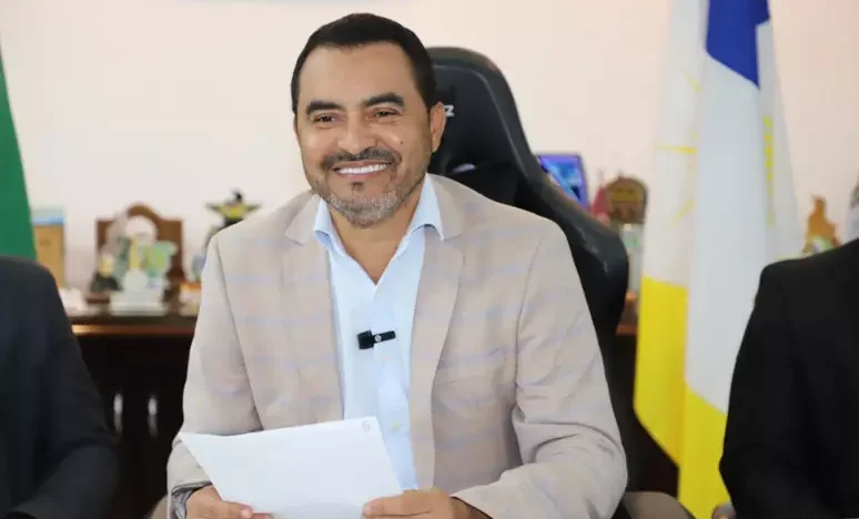 ALVO DE OPERAÇÃO DA PF, GOVERNADOR DO TOCANTINS É AFASTADO DO CARGO
