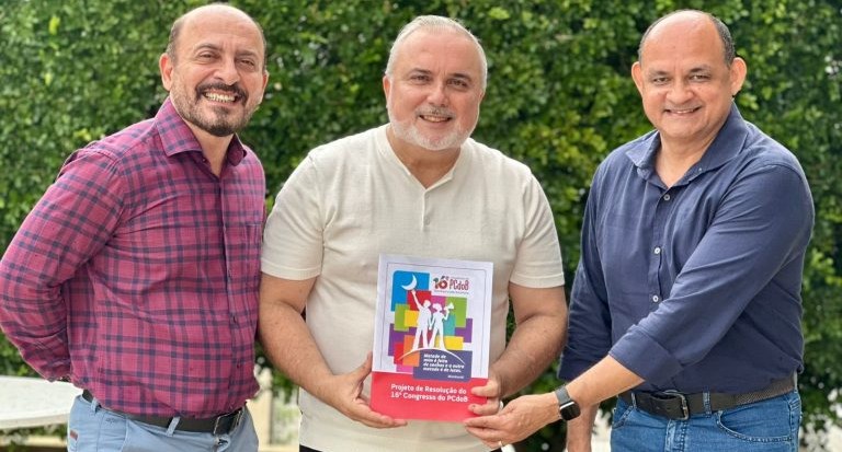 JEAN PAUL PRATES RECEBE CONVITE PARA SE FILIAR AO PCdoB