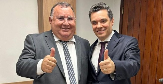 WALTER ALVES ATRAÍ O 3º DEPUTADO PARA O MDB COM A VOLTA DE DR BERNARDO AO PARTIDO