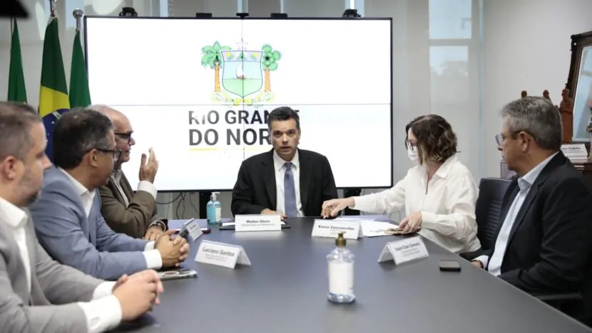 COM FÁTIMA VIAJANDO, WALTER ENVIA ORÇAMENTO DE 2026 PARA ALRN PREVENDO R$ 25,6 BILHÕES EM RECEITAS