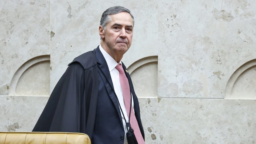 COM SAÍDA DE BARROSO, NOVO MINISTRO VAI HERDAR MAIS DE 900 PROCESSOS
