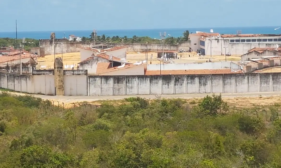[VÍDEO] SINDICATO DENUNCIA FALTA DE ÁGUA POTÁVEL EM PRESÍDIOS DO RN E COBRA SOLUÇÃO DO GOVERNO