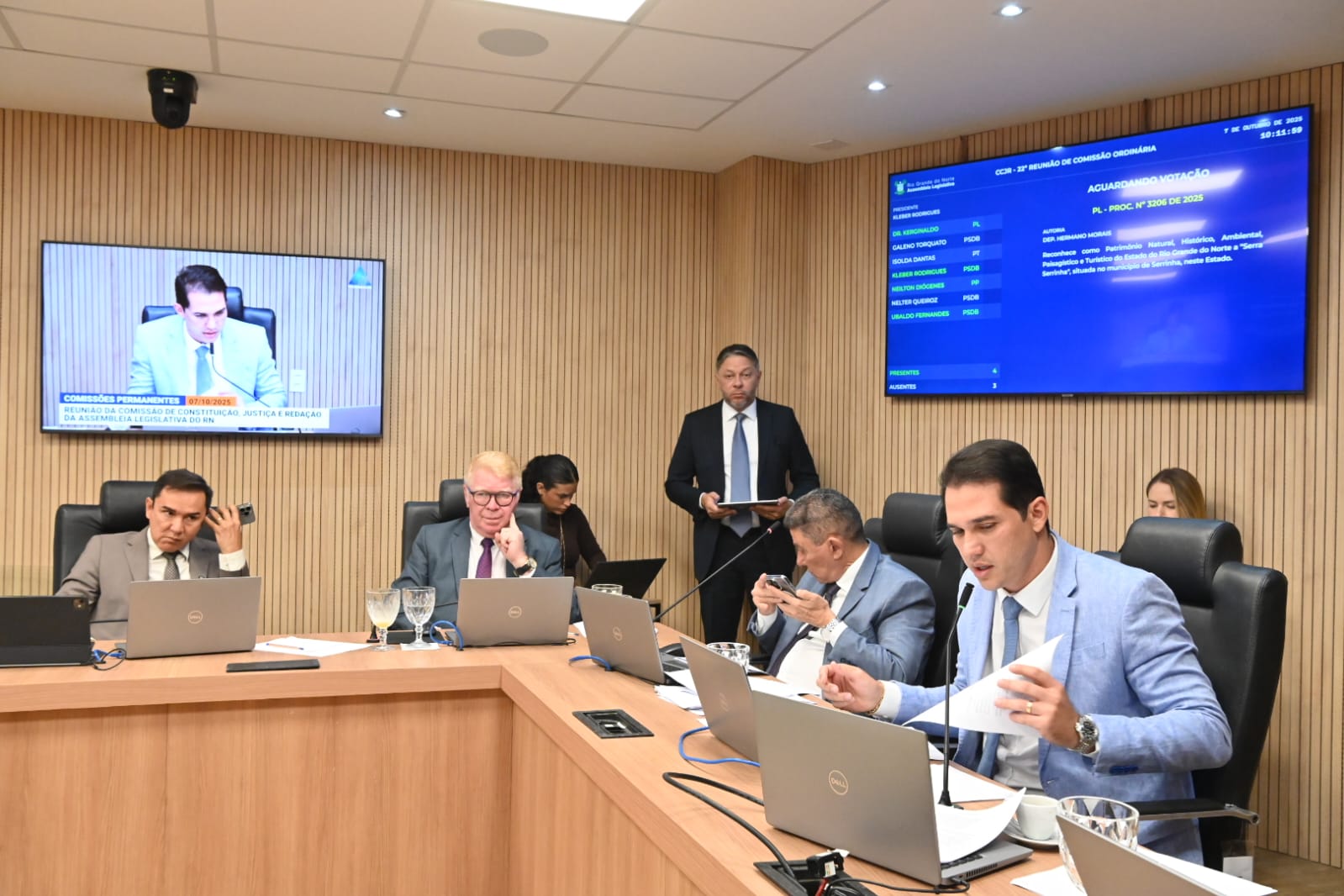 CCJ DA ALRN APROVA MAIS UM PROJETO DE COMBATE À PEDOFILIA