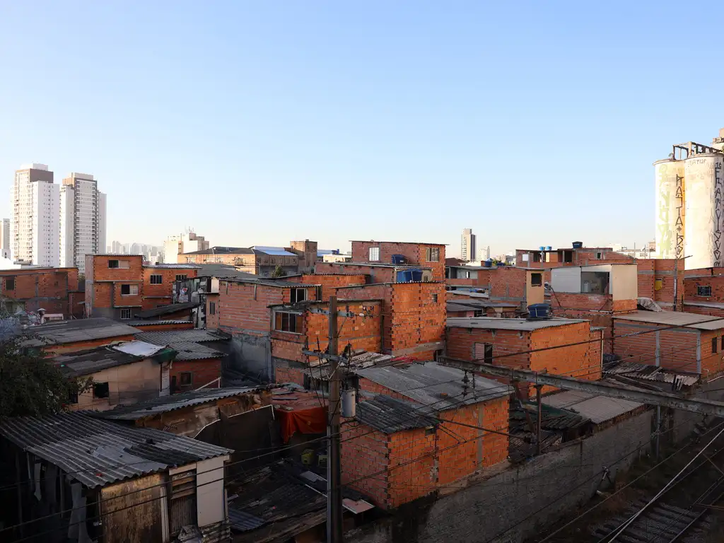 MAIS DE 12 MIL FAVELAS PASSAM A TER CEP NO BRASIL