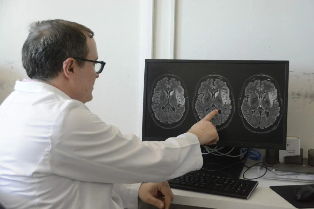 AVC MATA UMA PESSOA A CADA SEIS MINUTOS NO BRASIL