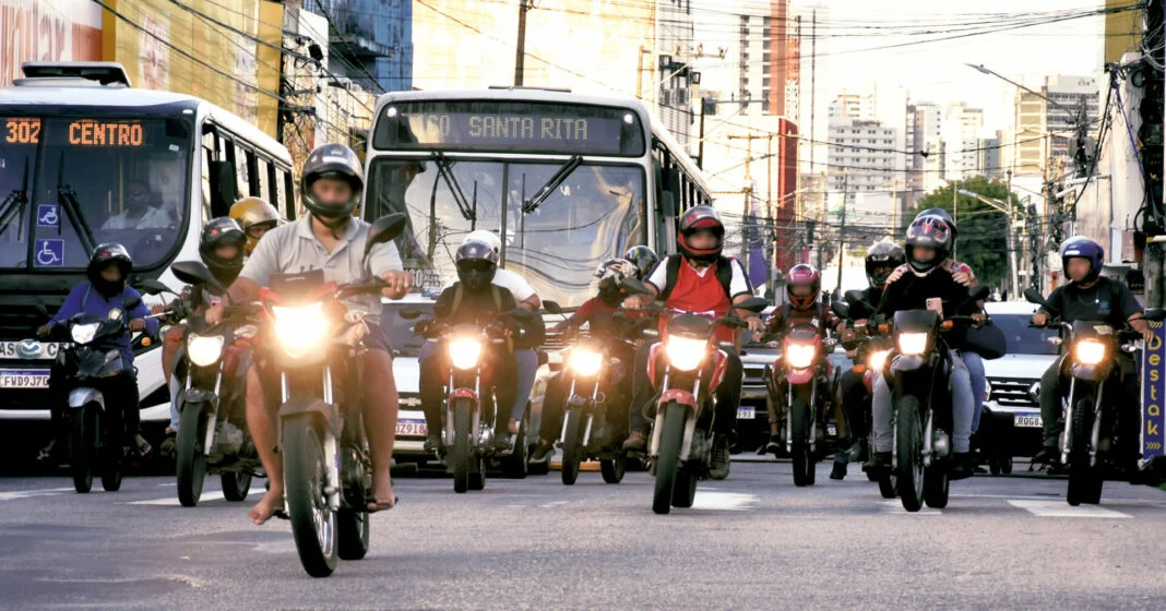 RN É O 3º DO BRASIL COM MAIS PESSOAS TRABALHANDO EM OUTRO MUNICÍPIO; VEJA RANKING DAS CIDADES