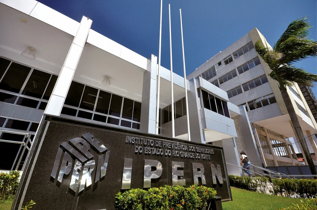 TESOURO: RN USA 70% DA ARRECADAÇÃO COM FOLHA E DÉFICIT PRECIDENCIÁRIO