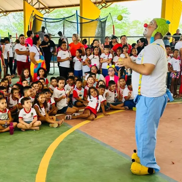 PREFEITURA DE LAGOA DE VELHOS CELEBRA DIA DAS CRIANÇAS E INAUGURA NOVA QUADRA DE ESPORTES