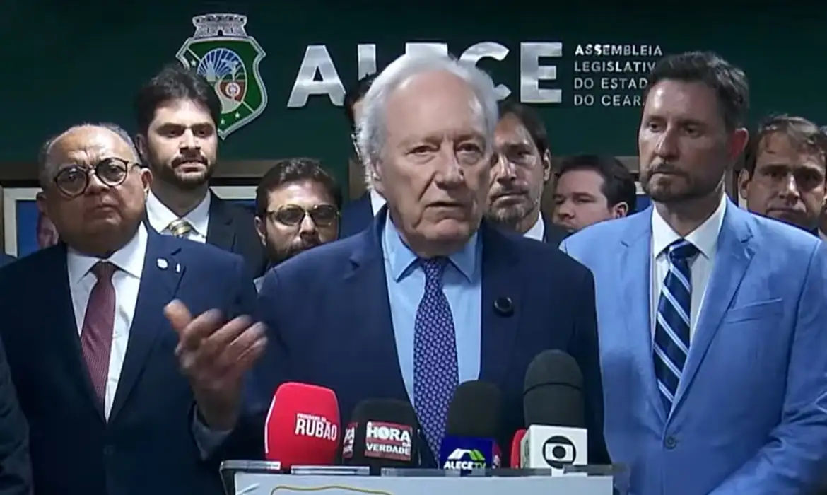 MINISTRO DA JUSTIÇA DISSE QUE NÃO RECEBEU PEDIDO DE APOIO À OPERAÇÃO NO RIO