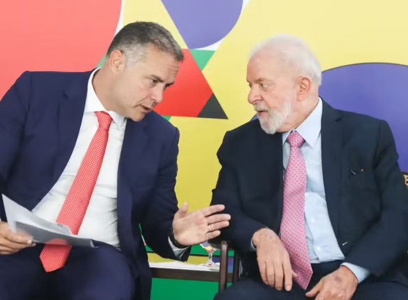 LULA DÁ AVAL PARA AVANÇAR COM PROJETO QUE ACABA COM OBRIGATORIEDADE DE AUTOESCOLA PARA CNH