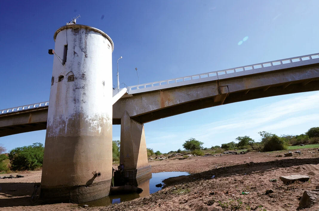 VOLUME DE RESERVATÓRIOS CAI QUASE 40% EM 1 ANO