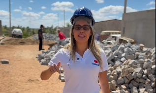 WEDNA MENDONÇA SEGUE FAZENDO HISTÓRIA EM PASSAGEM AO ANUNCIAR MAIS OBRAS DE PAVIMENTAÇÃO