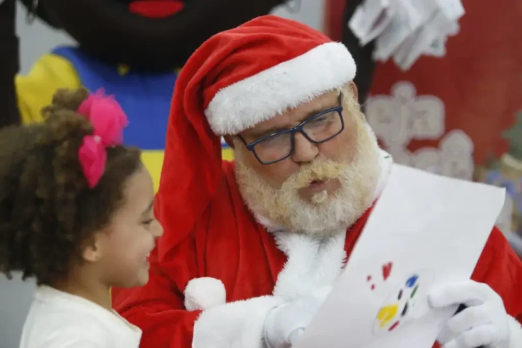 CAMPANHA ‘PAPAI NOEL DOS CORREIOS JÁ COMEÇÕU’. SAIBA COMO ADOTAR UMA CARTINHA