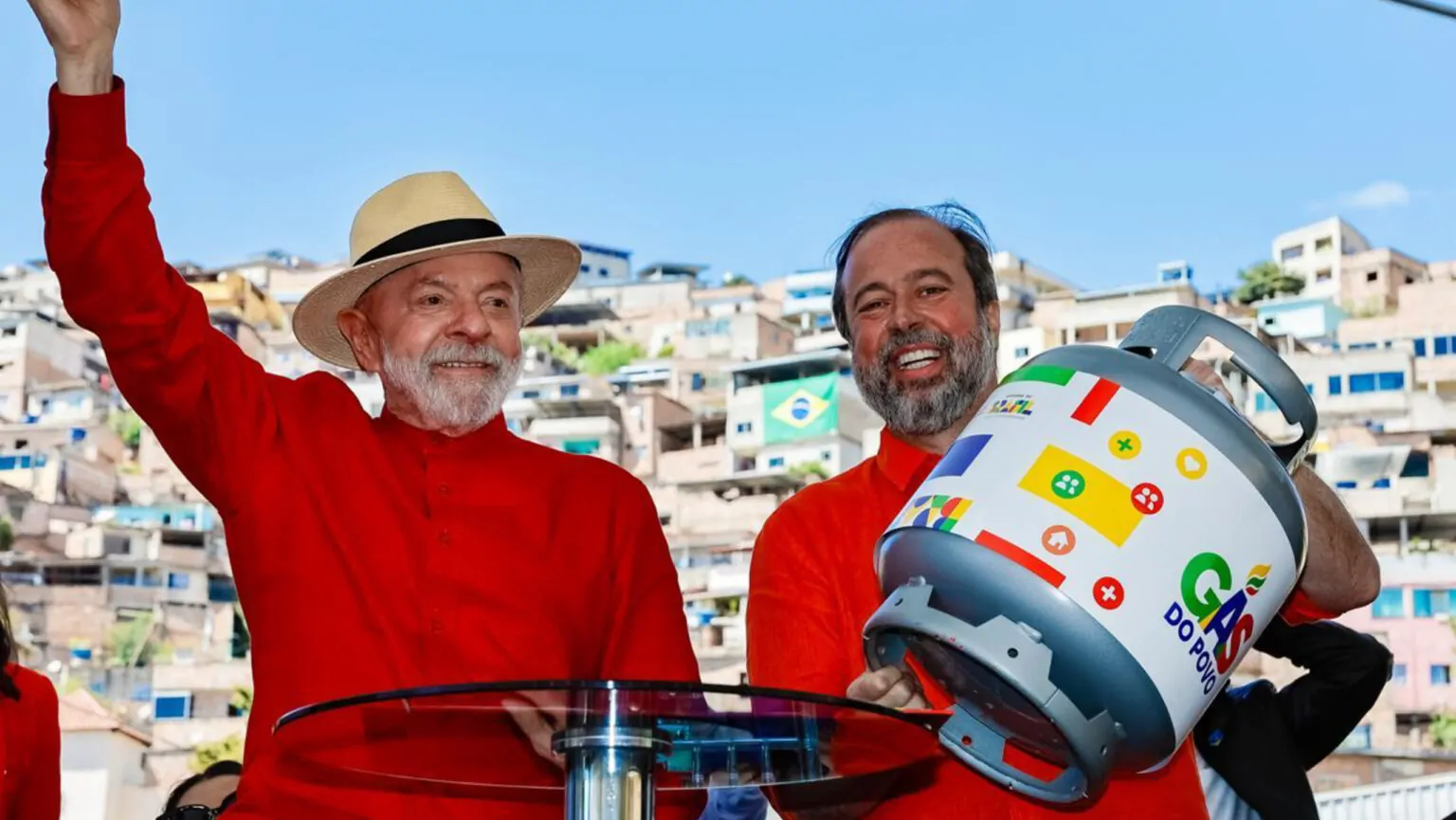 COMEÇA PROGRAMA QUE FORNECE GÁS DE COZINHA GRATUITO A FAMÍLIAS VULNERÁVEIS