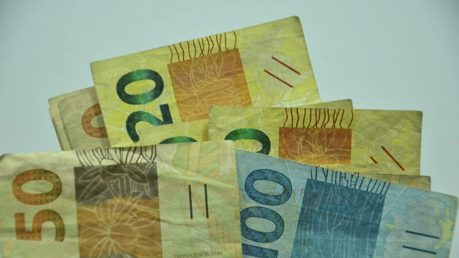 GOVERNADORA CONFIRMA PAGAMENTO DA SEGUNDA PARCELA DO DO 13º ATÉ DIA 10 DE JANEIRO