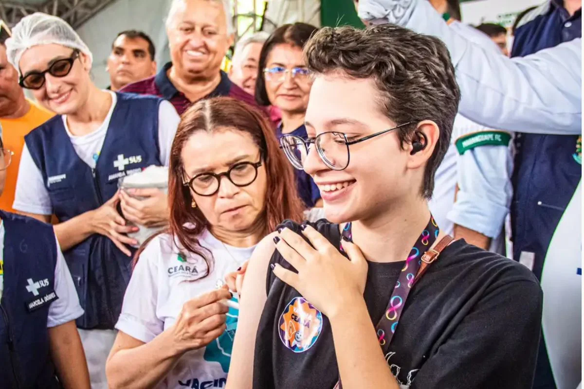 VACINA CONTRA DENGUE: BUTANTAN INICIA VACINAÇÃO-PILOTO NO PAÍS