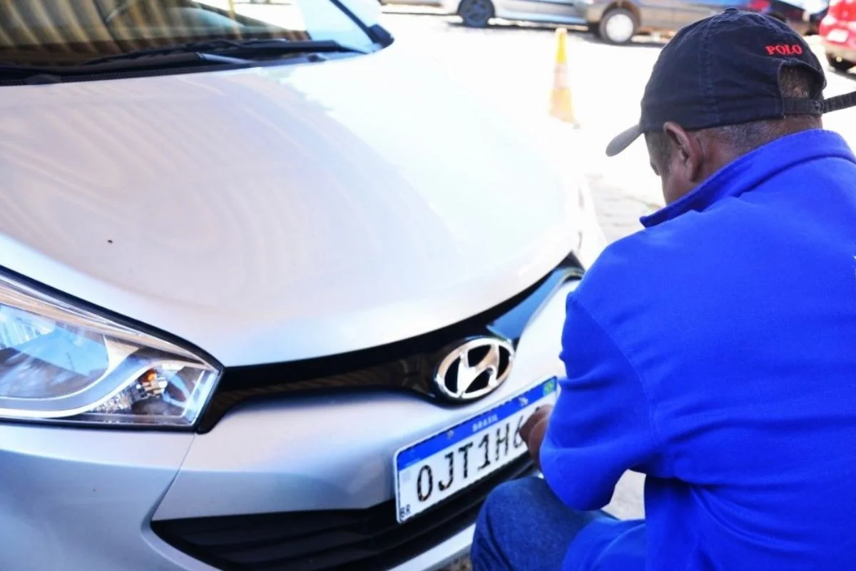 DETRAN-RN ORIENTA COMO SUBSTITUIR PLACA PERDIDA OU DANIFICADA