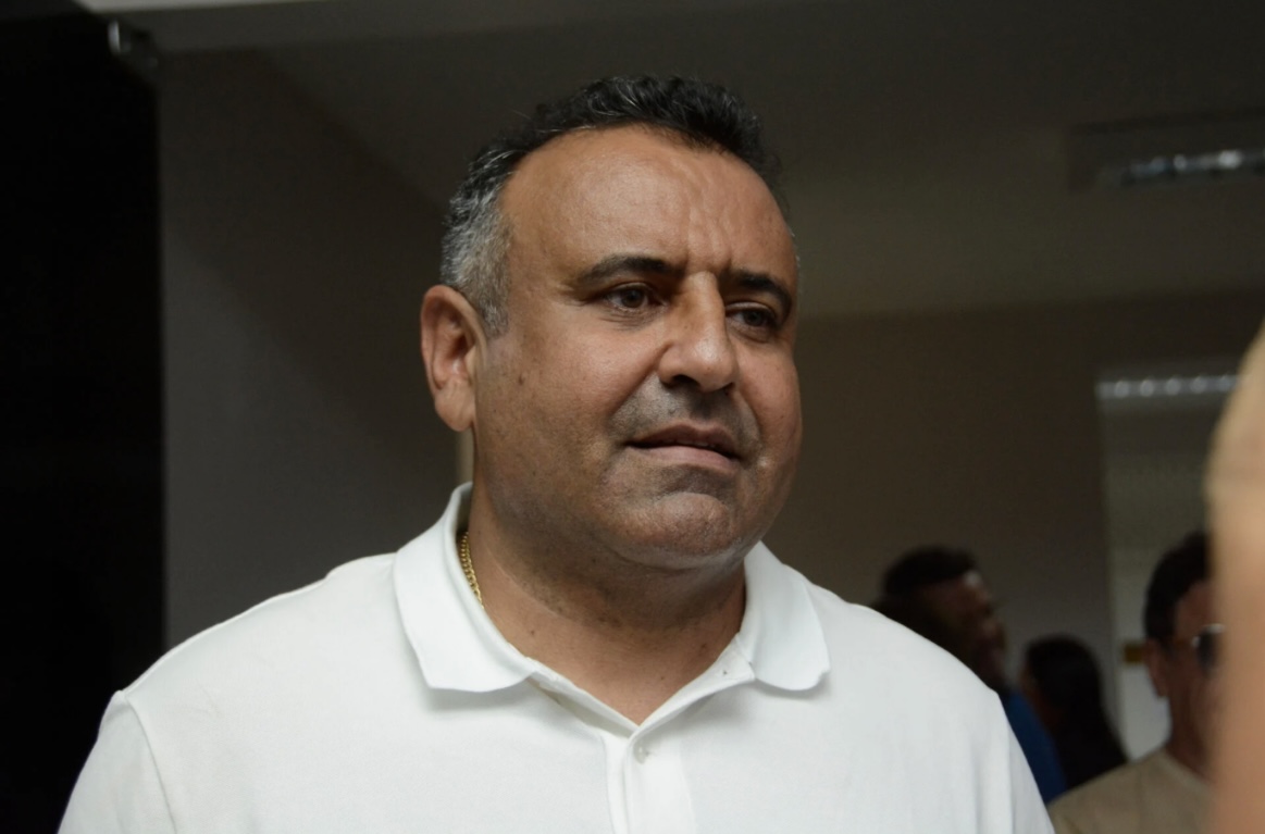 BABÁ PEREIRA DEIXARÁ FEMURN ATÉ O FIM DE FEVEREIRO