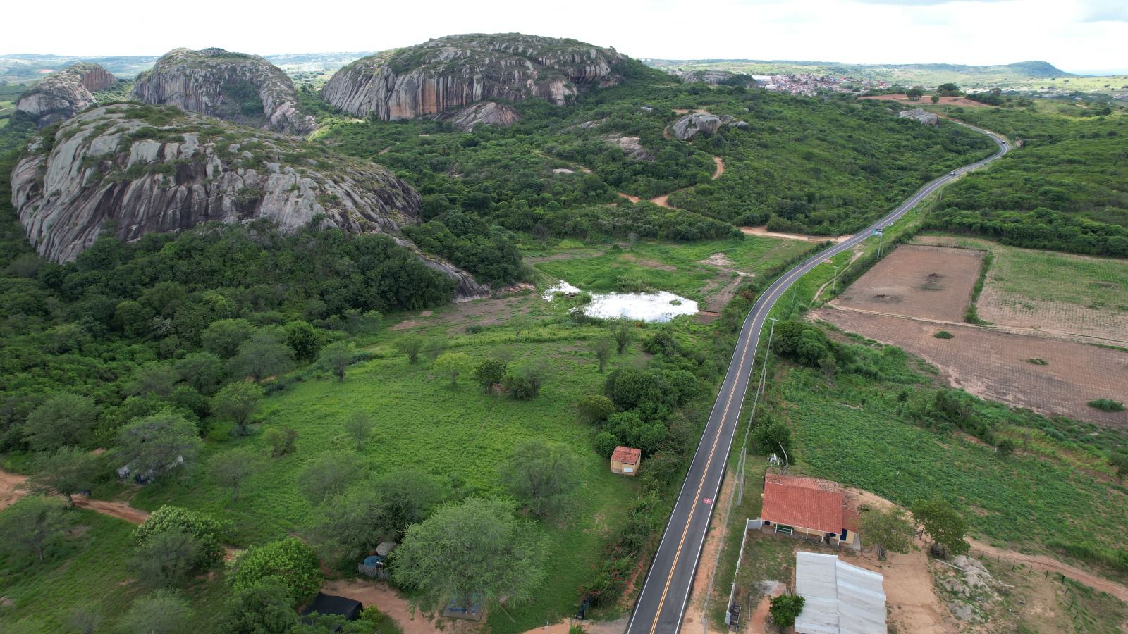 RN TERÁ MAIS DE 2 MIL QUILÔMETROS DE RODOVIAS RESTAURADAS ATÉ O FIM DE 2026